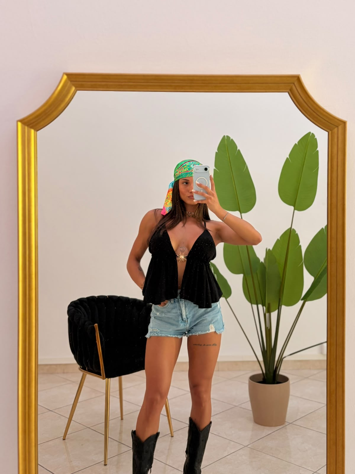 Shorts Denim con Strappi