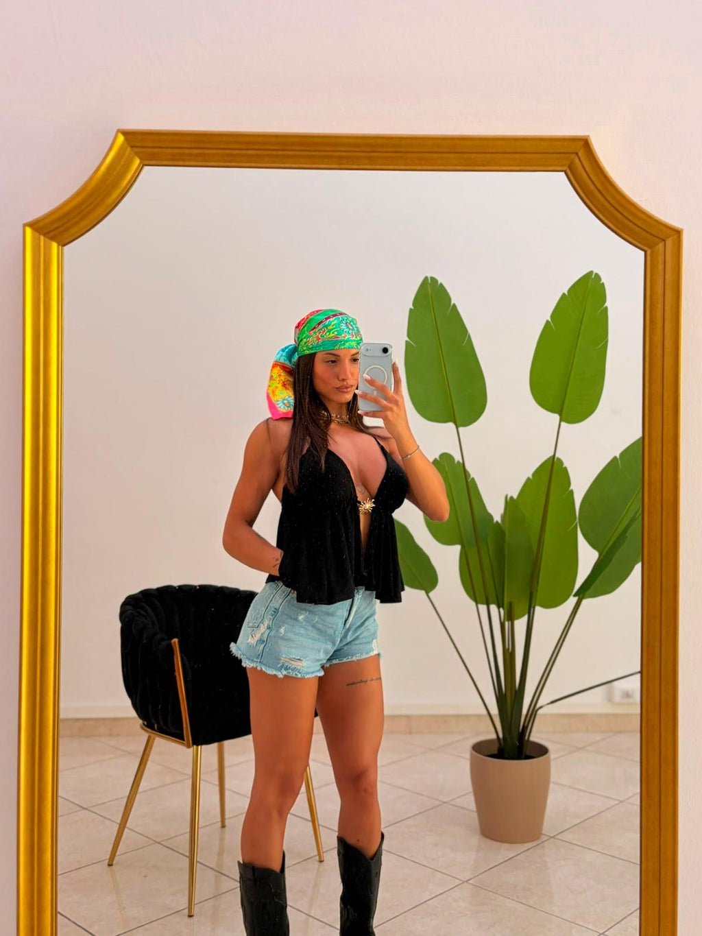 Bloom Halter Top con stivali