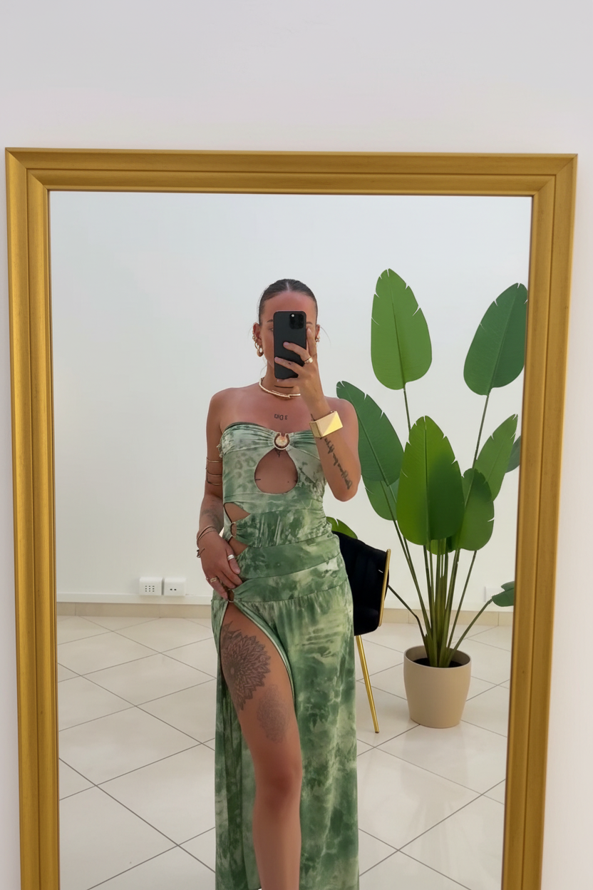 Abito verde tie-dye cut-out — alta qualità