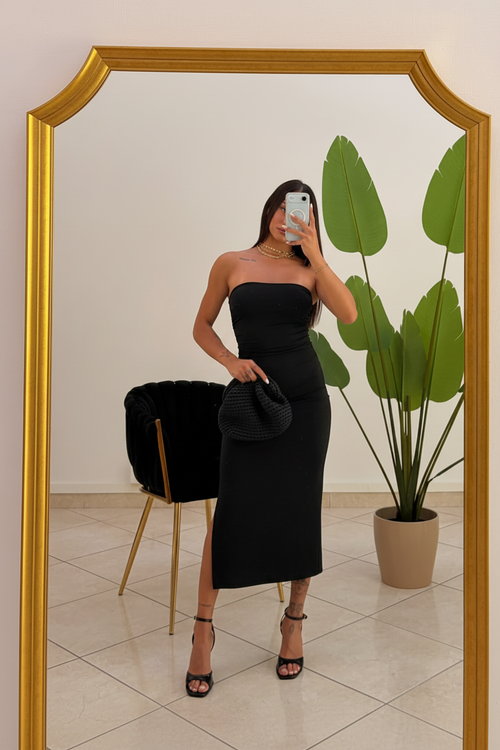 Vestito nero — lato
